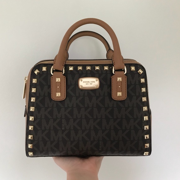 NWT Michael Kors Sandrine Studded satchel handbag - Picture 3 of 8